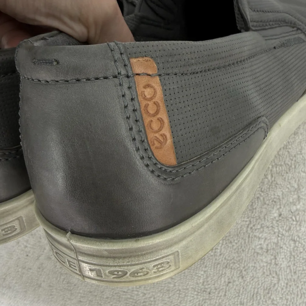 ECCO Men's Collin 2.0 slip-on sneakers in dark gray Men’s Size 11